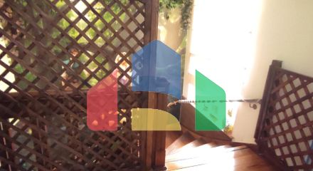 Продажа - Здание 600 m² в Афинах