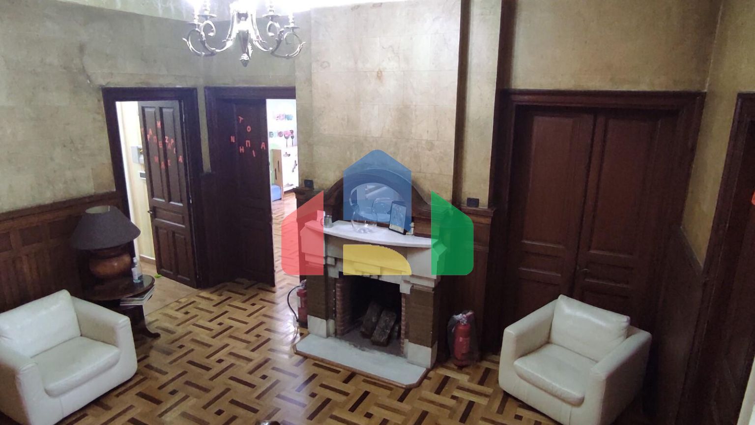 Продажа - Здание 600 m² в Афинах