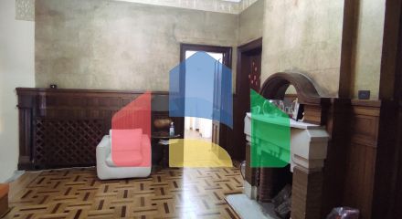 Продажа - Здание 600 m² в Афинах