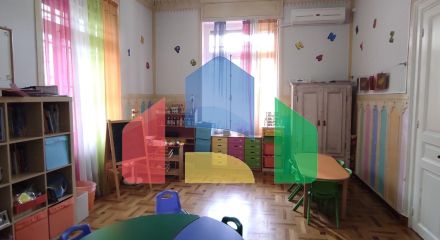 Продажа - Здание 600 m² в Афинах