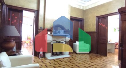 Продажа - Здание 600 m² в Афинах