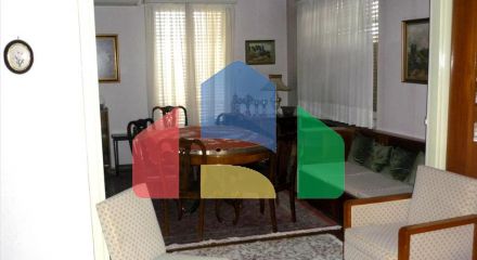 Продажа - Здание 145 m² в Афинах