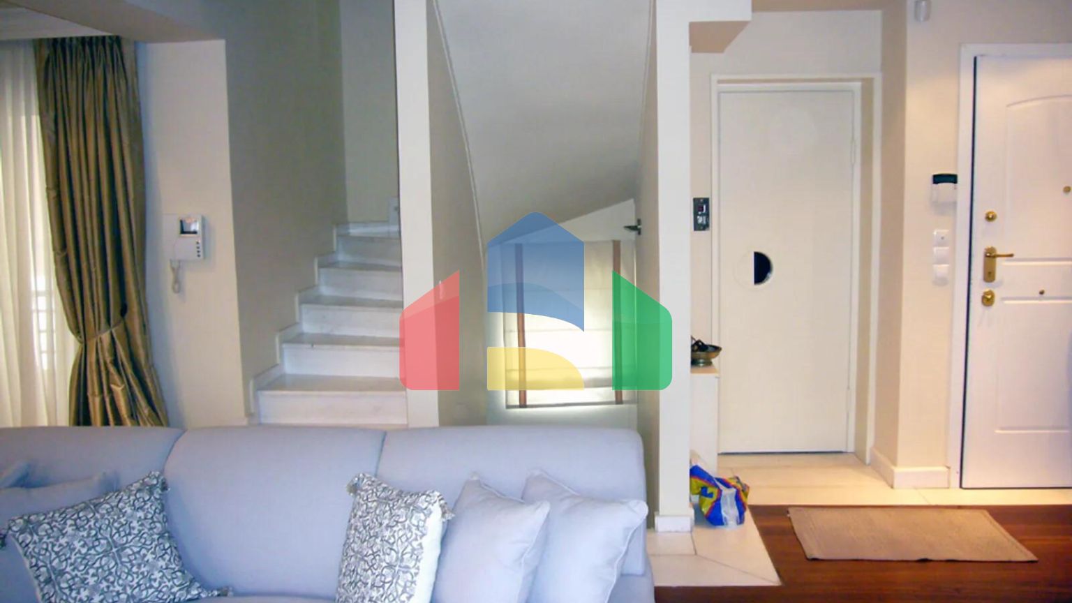 Продажа - Таунхаус 207 m² в Афинах