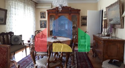 For Sale - Flat 240 m² in Athens