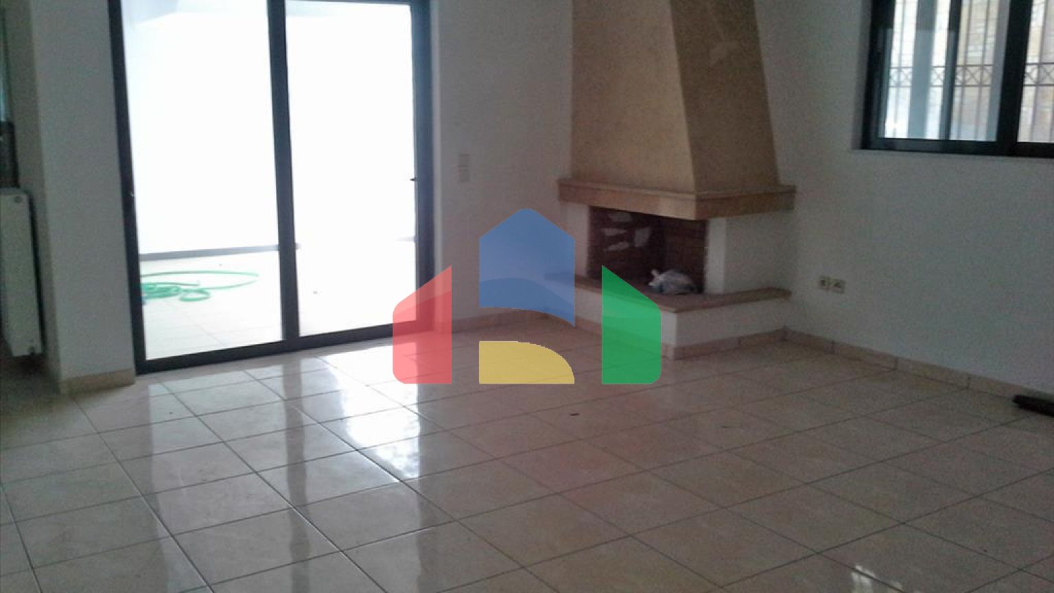 Продажа - Таунхаус 470 m² в Афинах