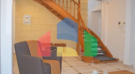 Продажа - Коттедж 375 m² в Афинах
