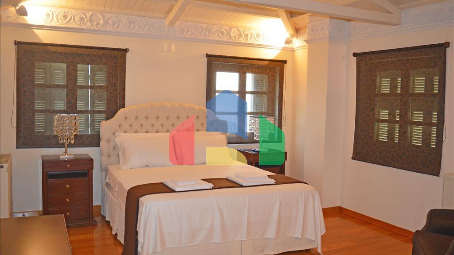 Продажа - Коттедж 375 m² в Афинах