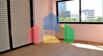 Продажа - Коммерческое помещение 140 m² в Афинах