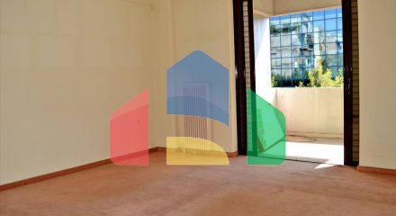 Продажа - Коммерческое помещение 140 m² в Афинах