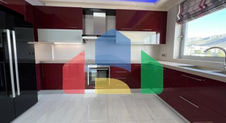 For Sale - Flat 217 m² in Athens