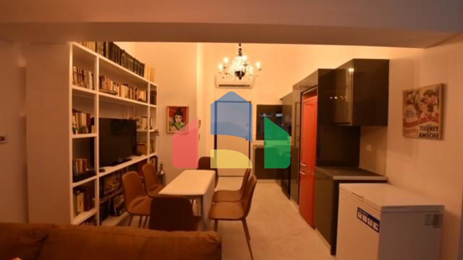 Продажа - Здание 240 m² в Афинах