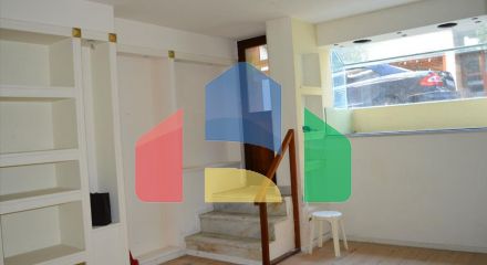 Продаж - Бізнес 38 m² в Афінах