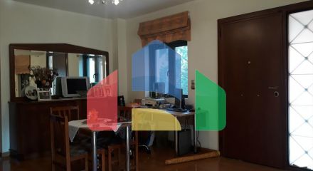 For Sale - Detached house 350 m² in Athens