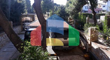 For Sale - Detached house 350 m² in Athens