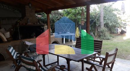 Продажа - Коттедж 350 m² в Афинах Продажа - Коттедж 350 m² в Афинах