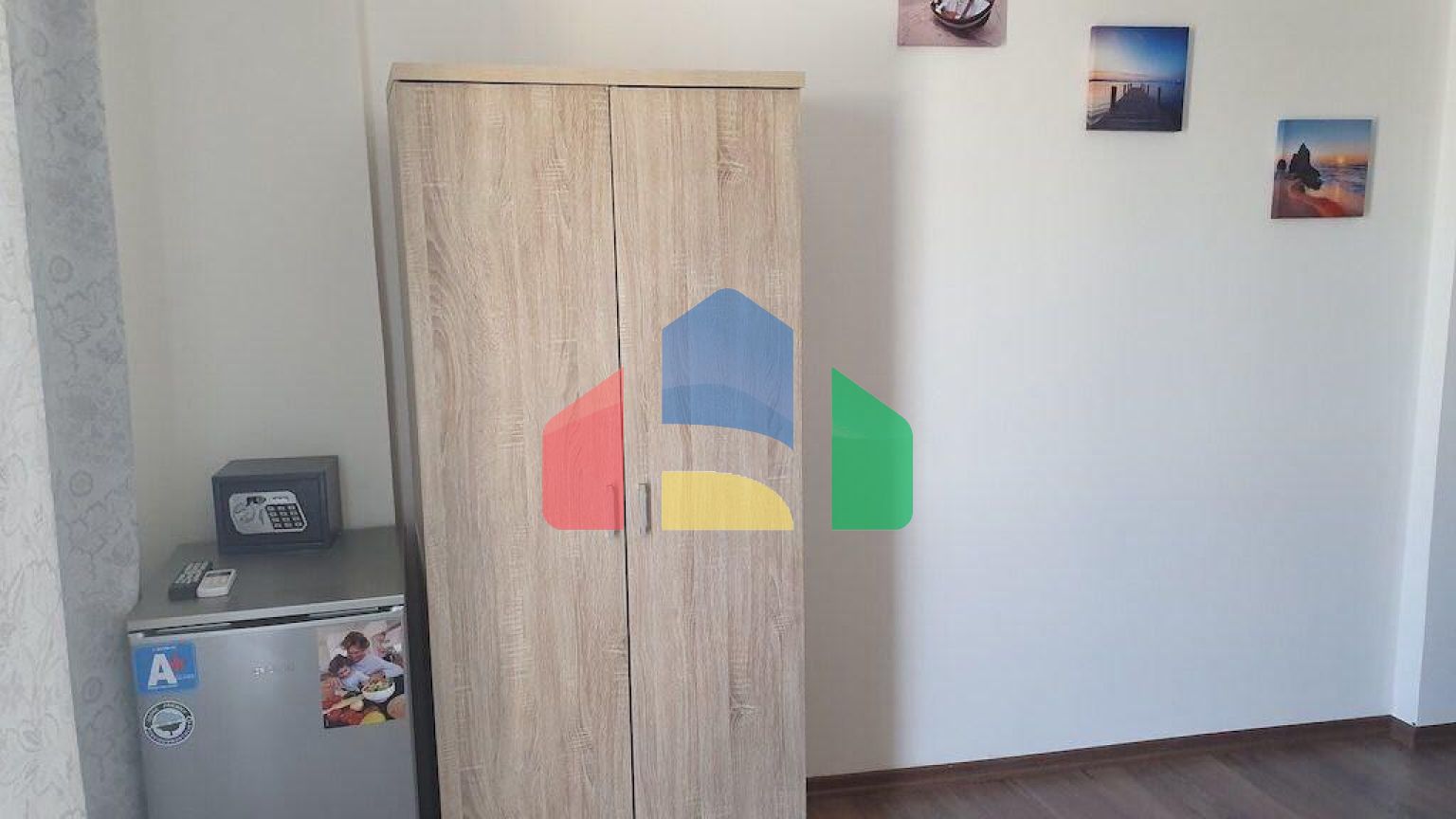 Продаж - Комерційна нерухомість 400 m² в Афінах