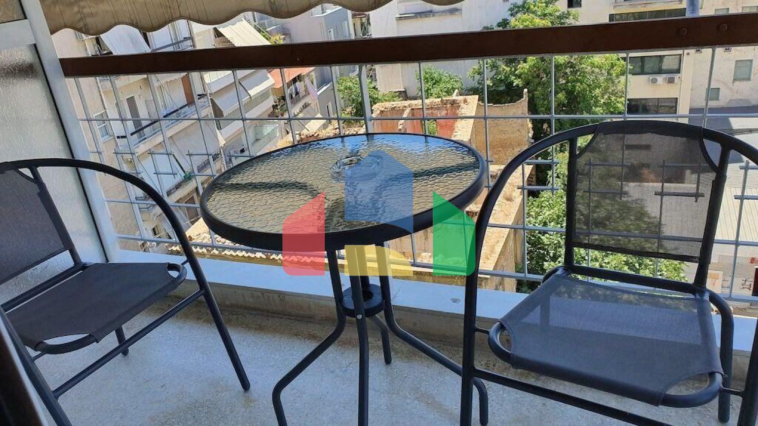 Продаж - Комерційна нерухомість 400 m² в Афінах