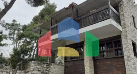 Продаж - Котедж 531 m² в Афінах