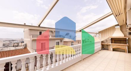 Продаж - Таунхаус 145 m² в Афінах