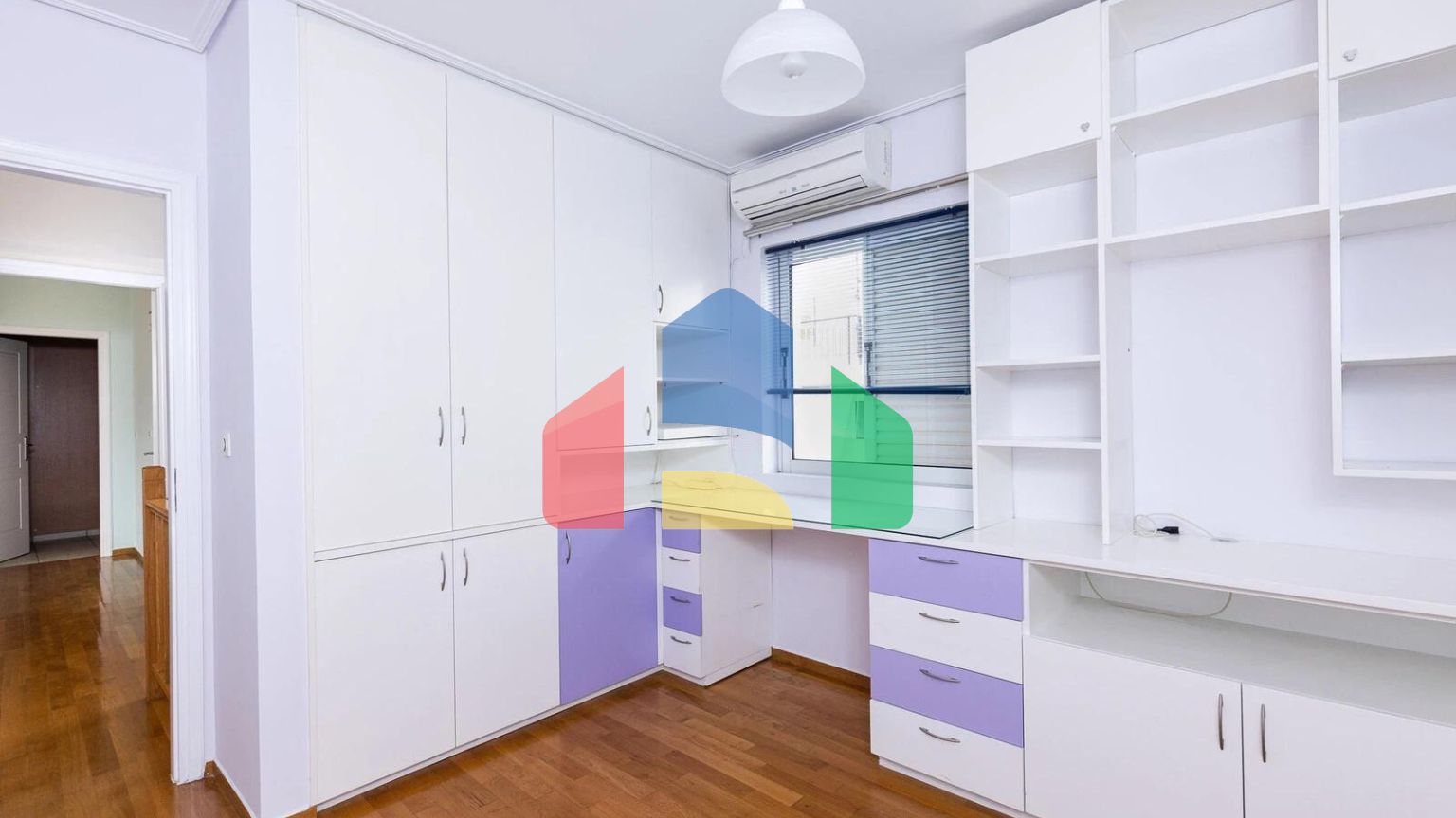 Продажа - Таунхаус 145 m² в Афинах