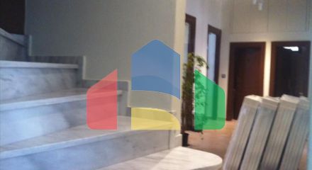 Продажа - Здание 340 m² в Афинах