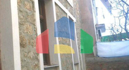 Продаж - Будівля 340 m² в Афінах