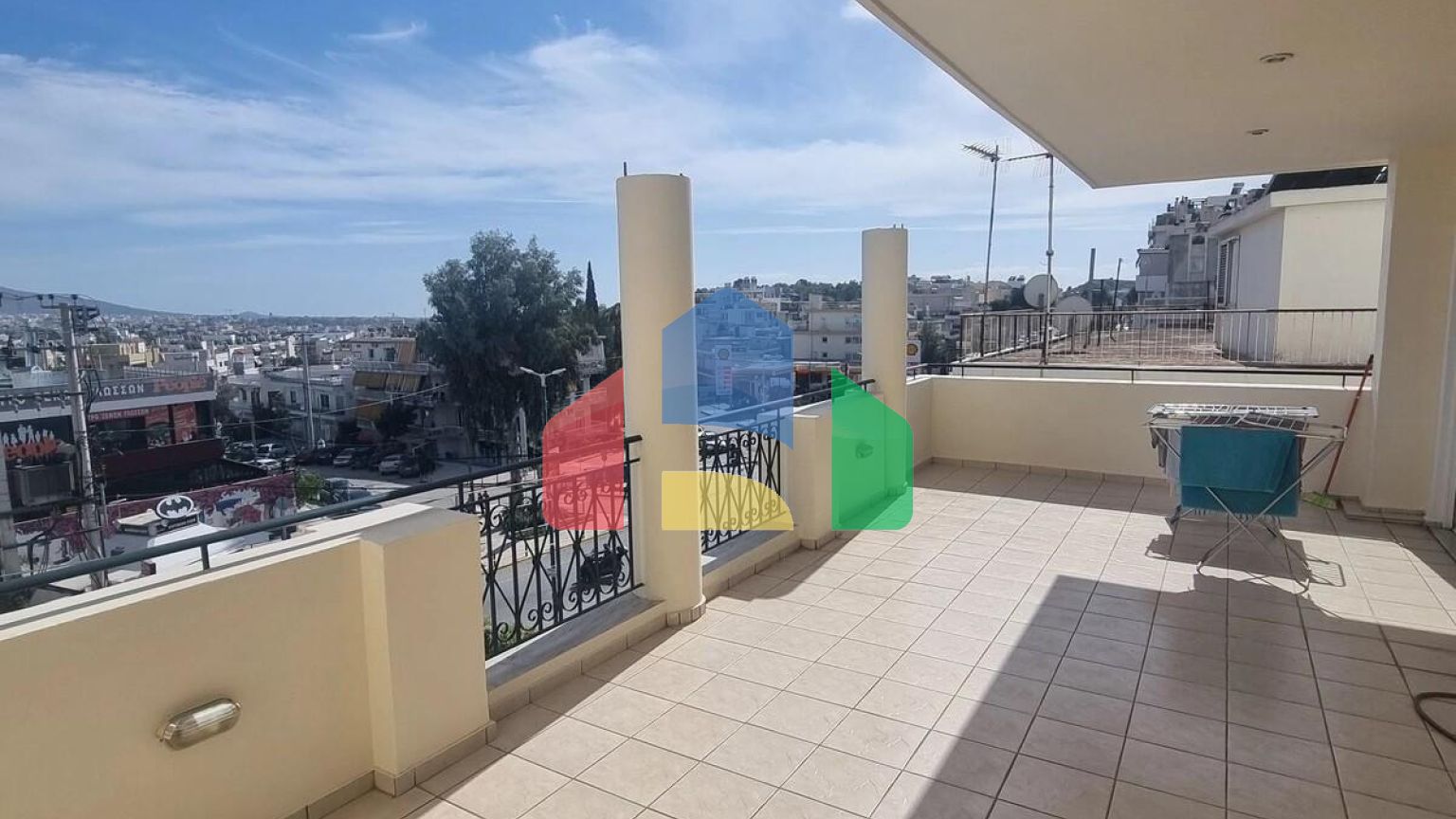 Продажа - Таунхаус 240 m² в Афинах