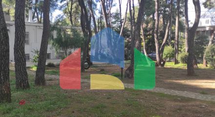 For Sale - Land 960 m² in Athens