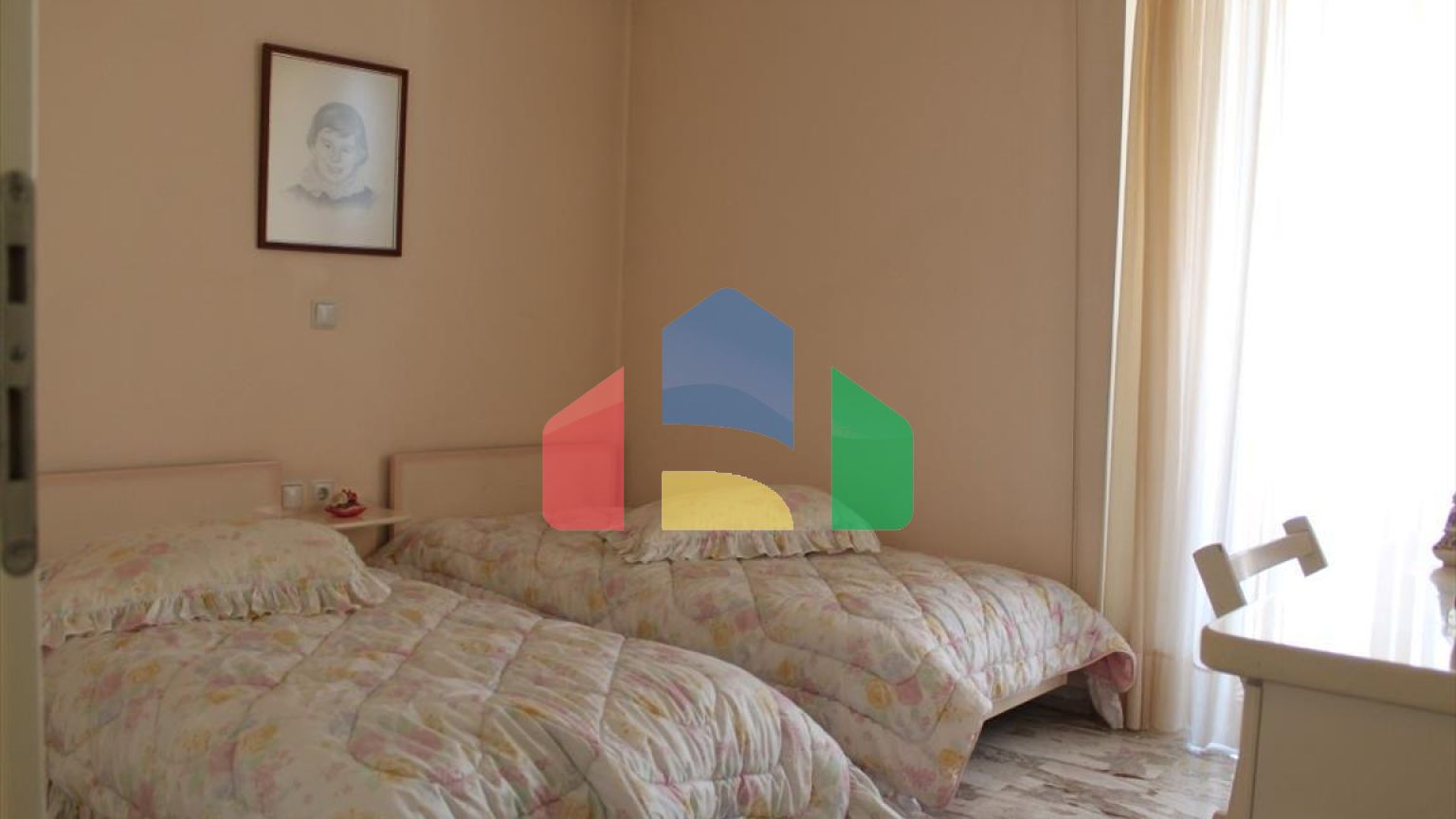 Продажа - Здание 560 m² в Афинах