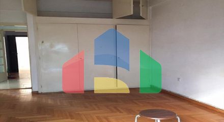 Продаж - Будівля 340 m² в Афінах