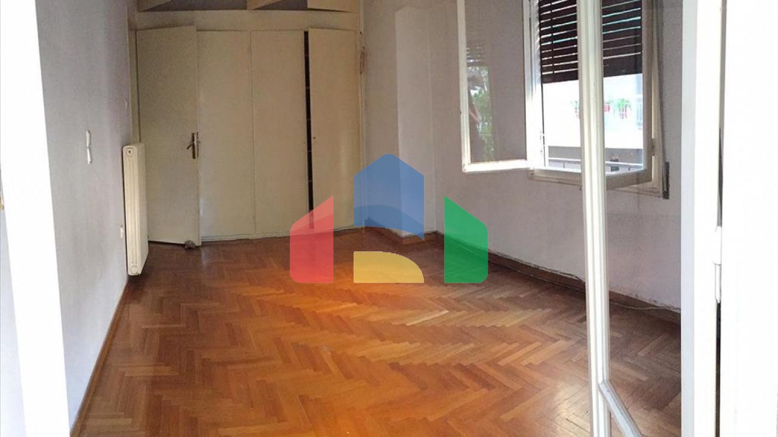 Продаж - Будівля 340 m² в Афінах