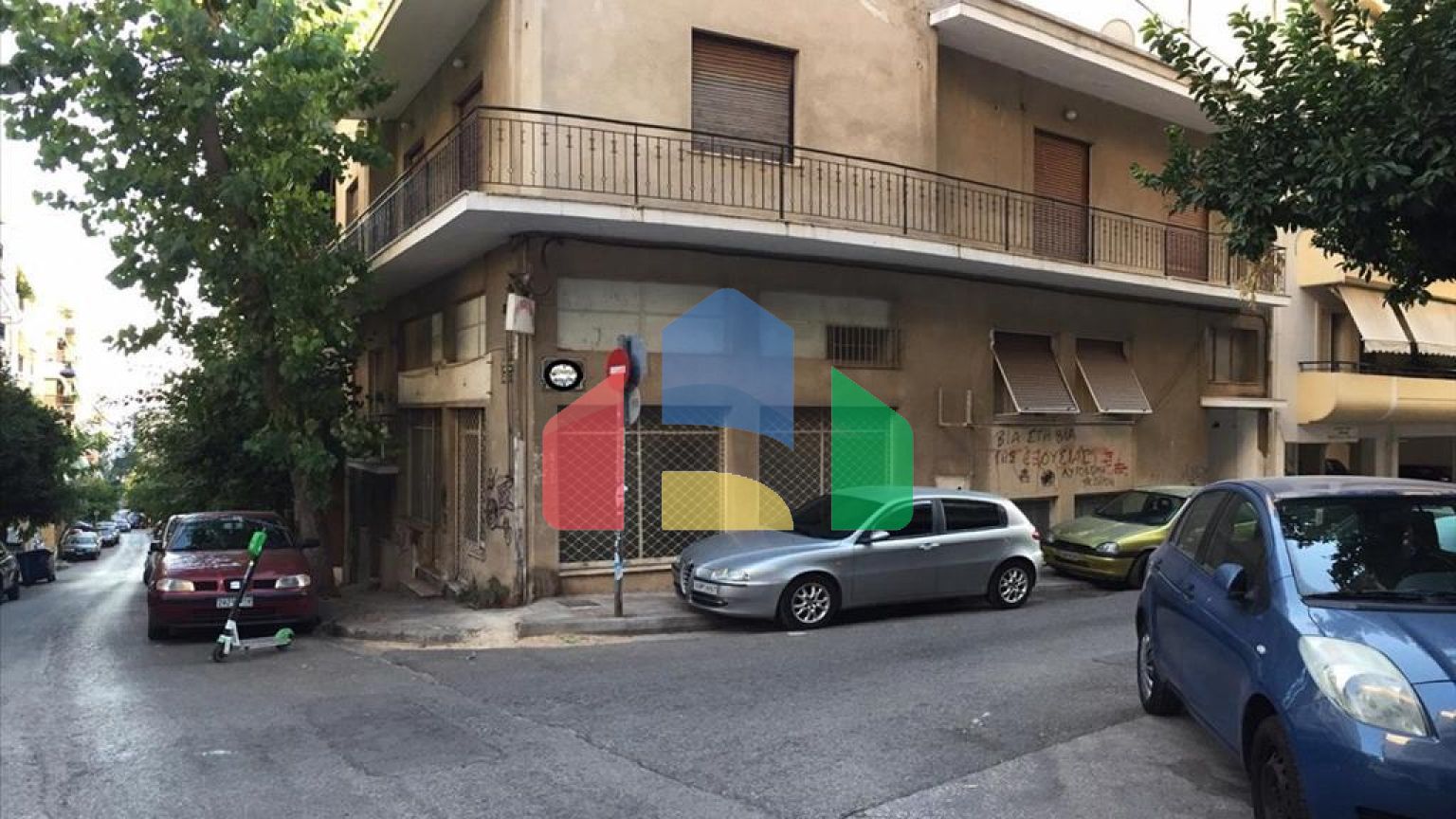 Продаж - Будівля 340 m² в Афінах