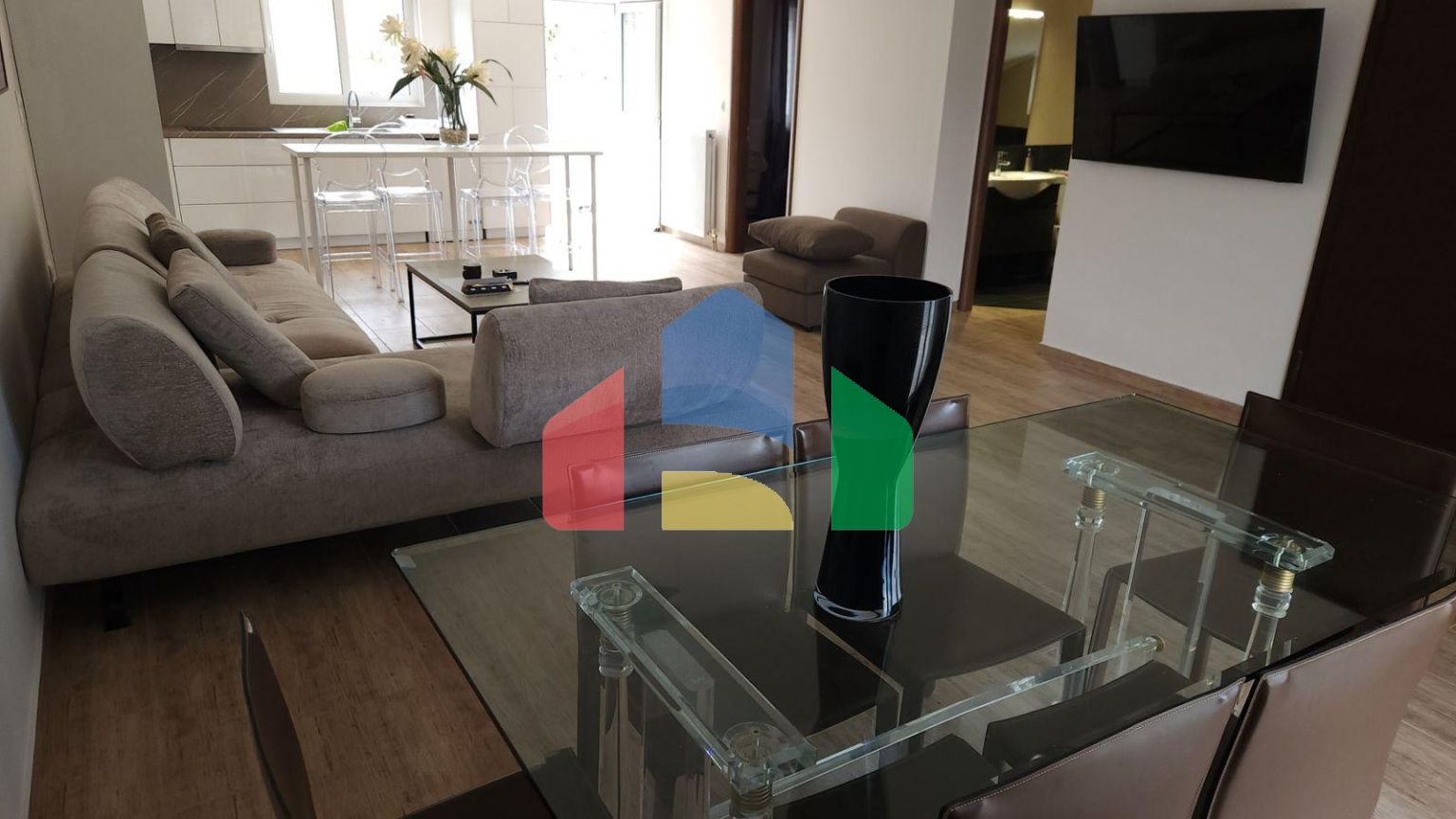 Продажа - Коттедж 239 m² в Афинах