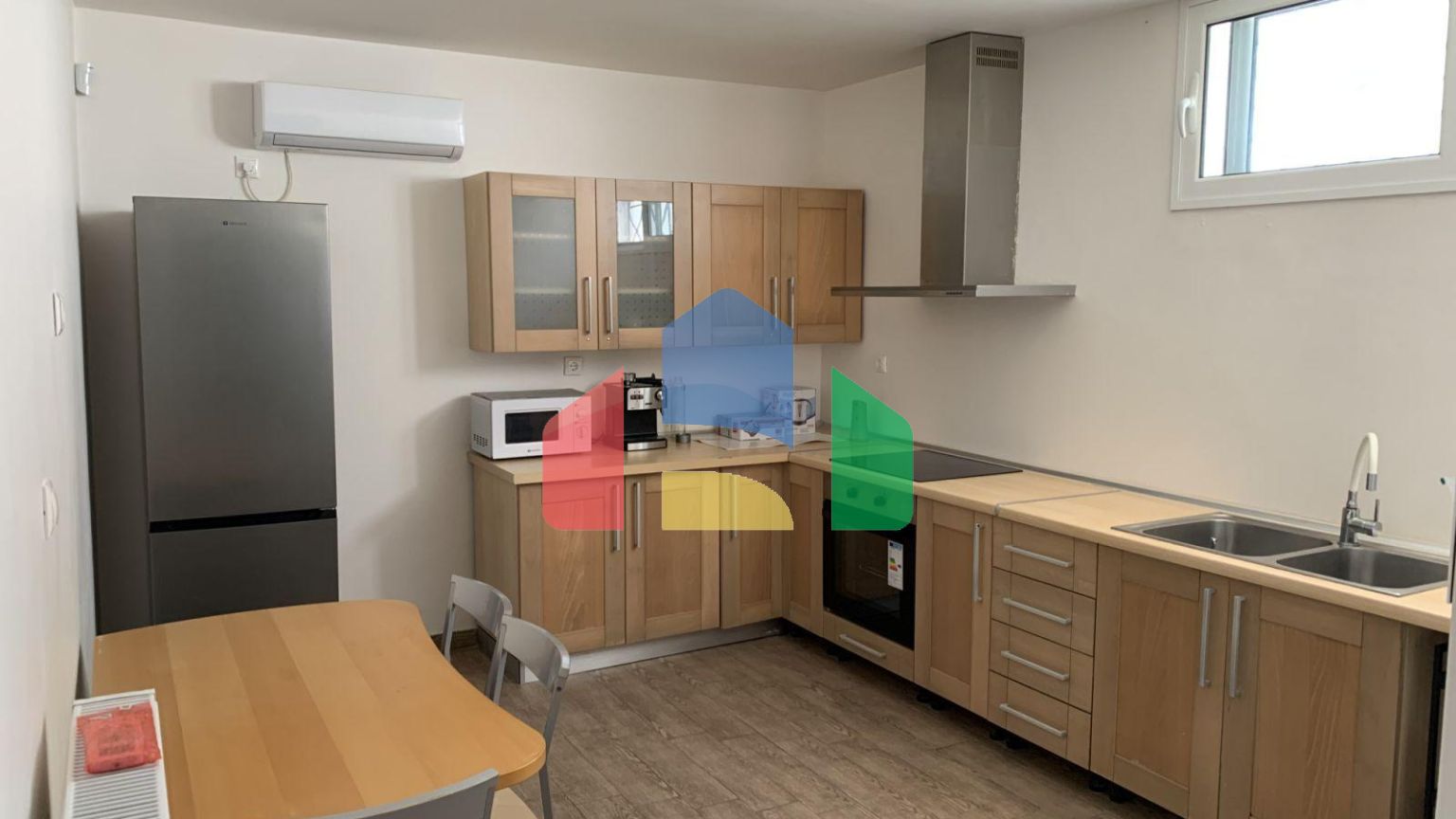 Продажа - Коттедж 239 m² в Афинах