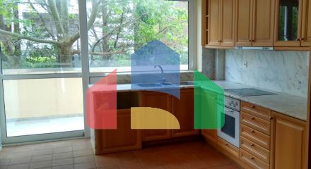Продаж - Таунхаус 370 m² в Афінах