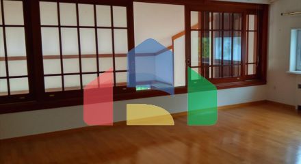 Продаж - Таунхаус 370 m² в Афінах