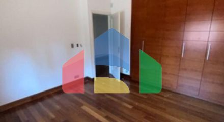Продаж - Котедж 717 m² в Афінах