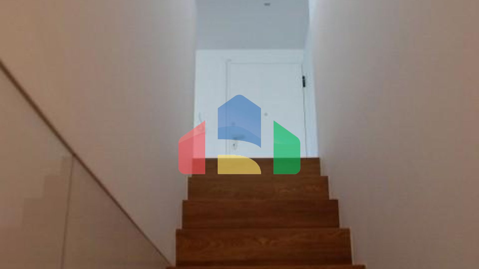 Продаж - Таунхаус 240 m² в Афінах