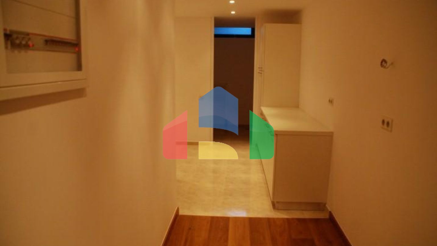 Продаж - Таунхаус 240 m² в Афінах