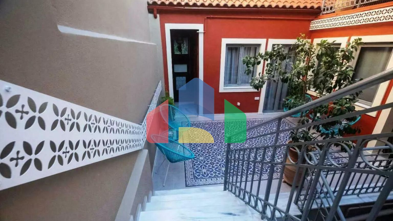 Продажа - Здание 265 m² в Афинах