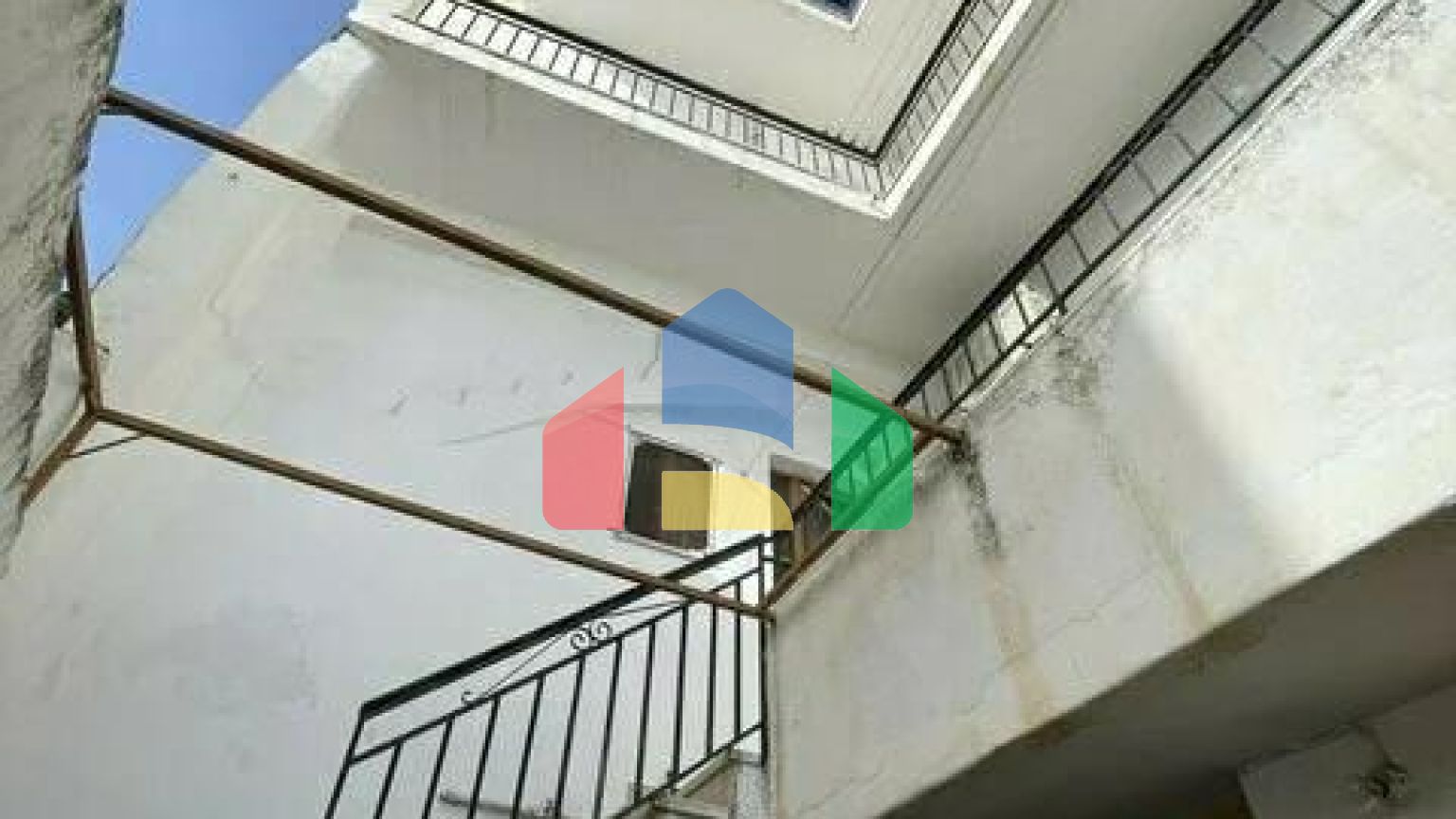 Продажа - Здание 203 m² в Афинах