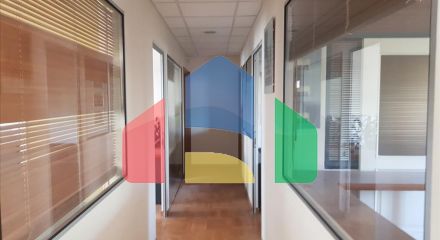Продажа - Коммерческое помещение 130 m² в Афинах