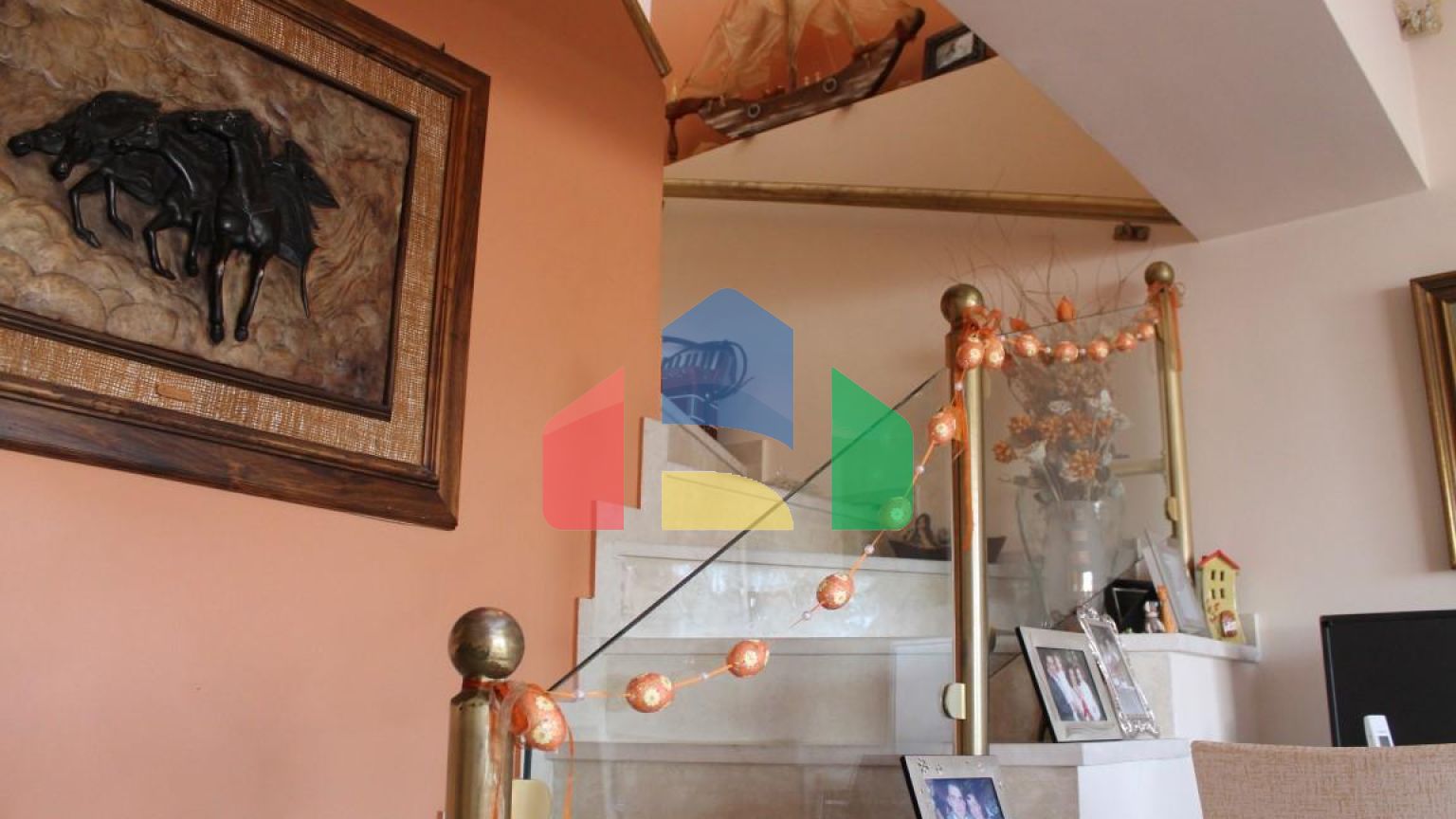 Продаж - Таунхаус 145 m² в Афінах