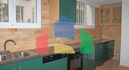 Продажа - Вилла 420 m² в Афинах Продажа - Вилла 420 m² в Афинах