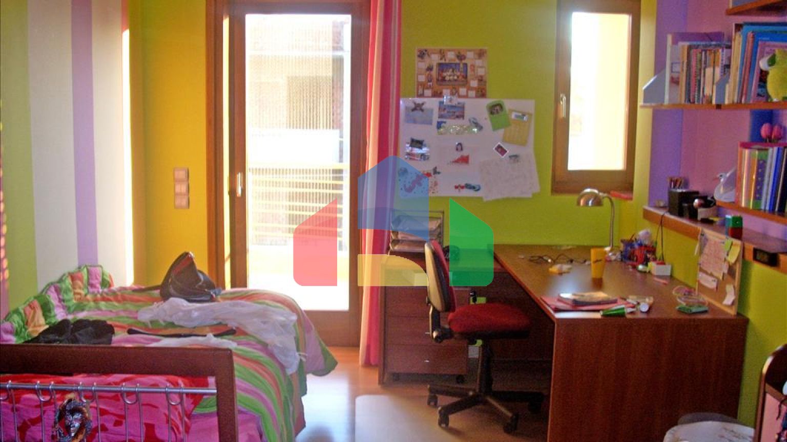 Продажа - Коттедж 313 m² в Афинах