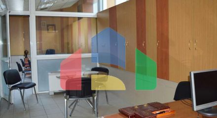 Продаж - Комерційна нерухомість 450 m² в Афінах