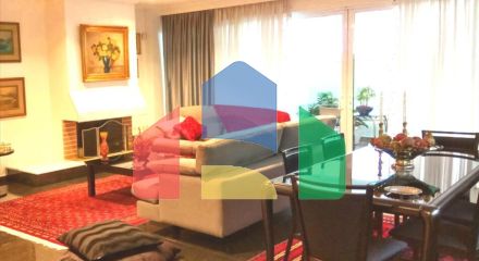 Продаж - Будівля 420 m² в Афінах