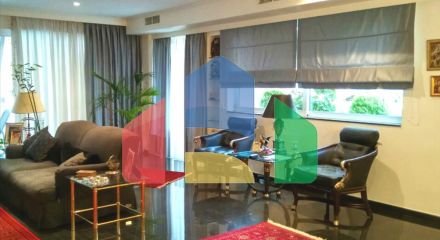 Продаж - Будівля 420 m² в Афінах