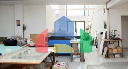 Продаж - Будівля 897 m² в Афінах