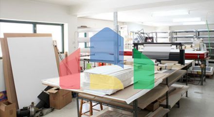 Продаж - Будівля 897 m² в Афінах